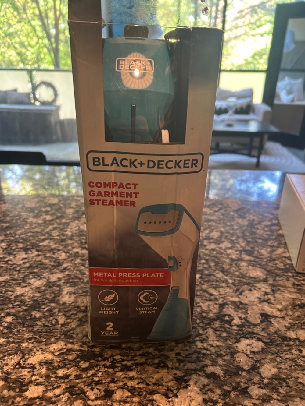 Black & Decker Teal and White Compact Garment Steamer